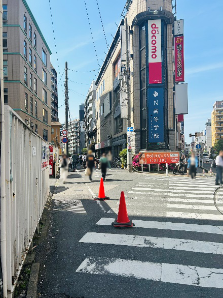 産業道路に進みます。